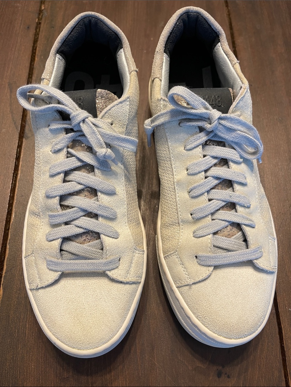 P448 Women’s John Sneakers Silver-Suede Low Top Size 39/8.5